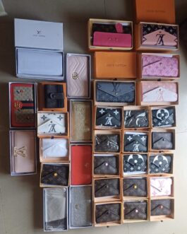 Louis Vuitton FULL SIZE Wallet + Box