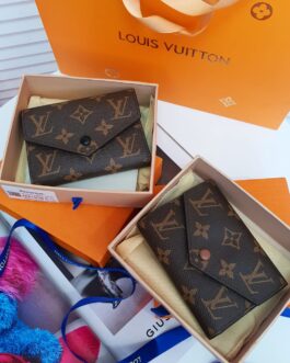 Louis Vuitton pocket size Wallet : RANDOM COLOUR BUTTONS : Box + (no zip)